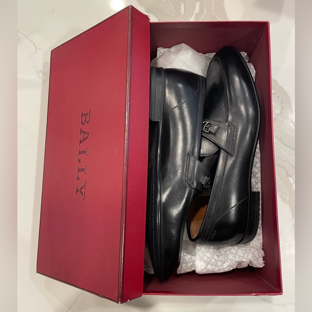 Bally Carew Black Loafers